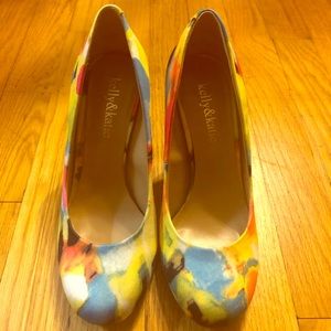 Kelly & Katie Floral Pump 3” heel, Size 6.